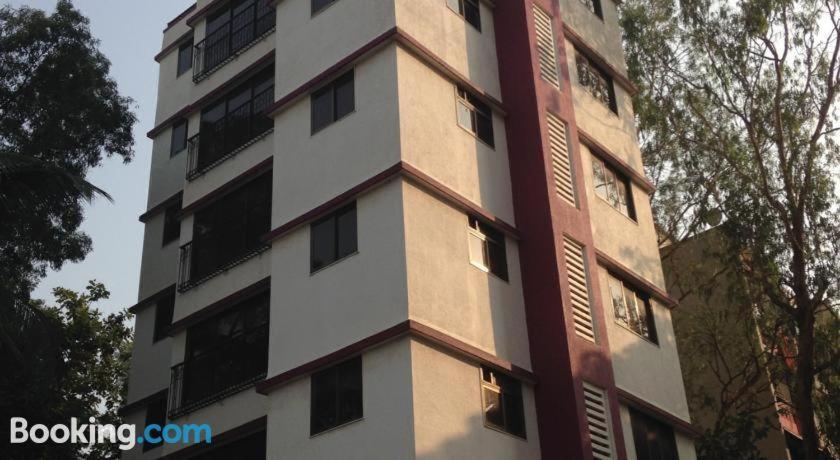 Hotel Galaxy Comforts Mumbai Exterior foto