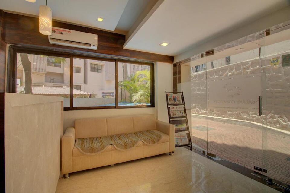 Hotel Galaxy Comforts Mumbai Exterior foto